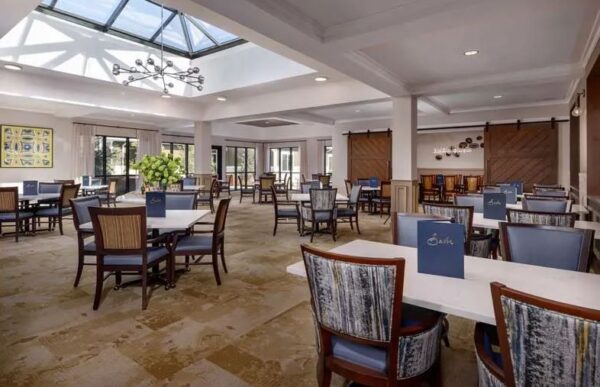 clearwater-at-north-tustin-4-dining-room.jpg