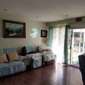 comfort-cottages-i-3-living-room.jpg