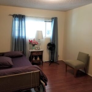 comfort-cottages-i-4-private-room.jpg