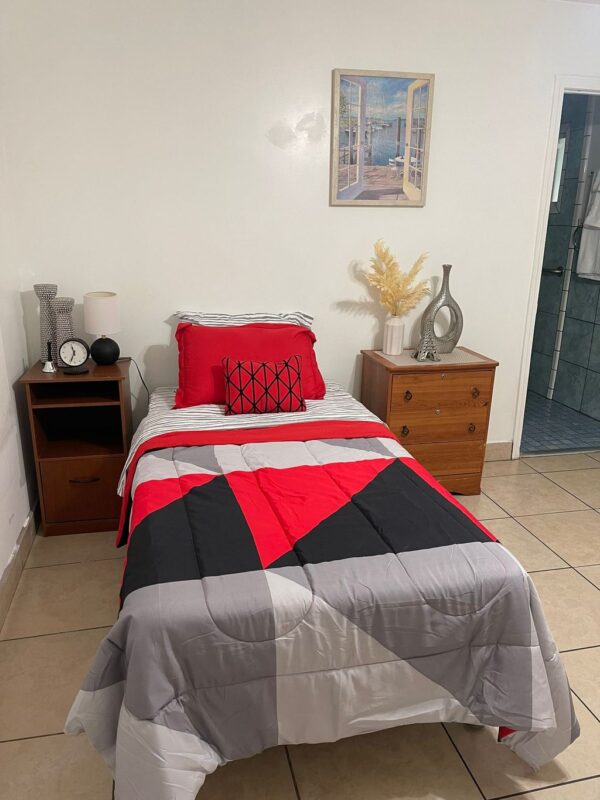 compassionate-care-home-bedroom-2.jpeg