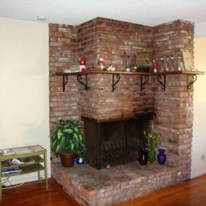 concordia-guest-home-i-fireplace.jpg