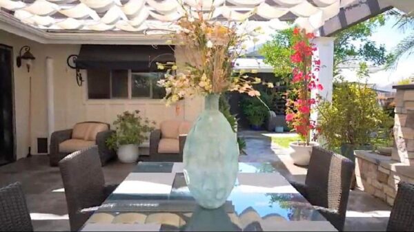 country-club-senior-home-care-patio.jpeg