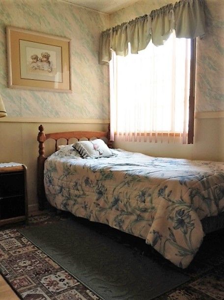 cozy-home-senior-care-4-private-room.jpg