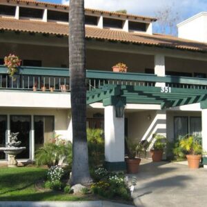 crescendo-senior-living-1-front-view.jpg