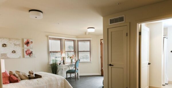 crown-cove-5-apartment.jpg