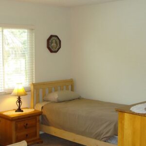 crown-manor-at-paseo-grande-shared-room-3.jpg