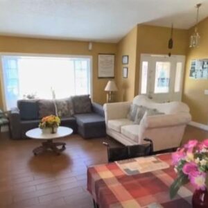 cyecrest-guest-home-3-living-room.jpg