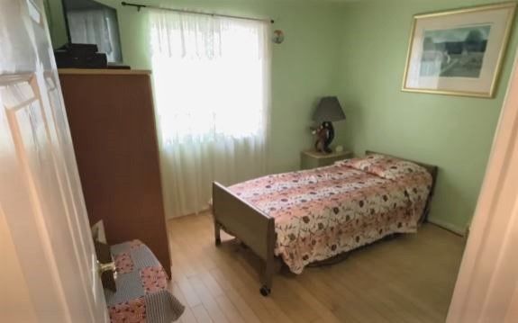 cyecrest-guest-home-4-private-room.jpg