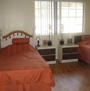 dbest-care-6-shared-room-2.jpg