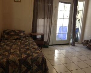 dels-haven-4-private-room-2.jpg