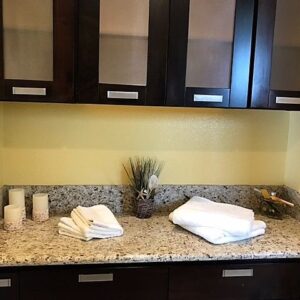 dels-haven-iii-restroom-4.jpg