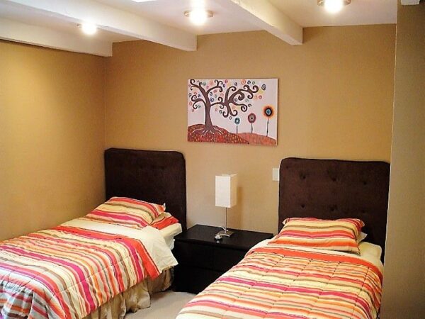 dels-haven-iii-shared-room-3.jpg