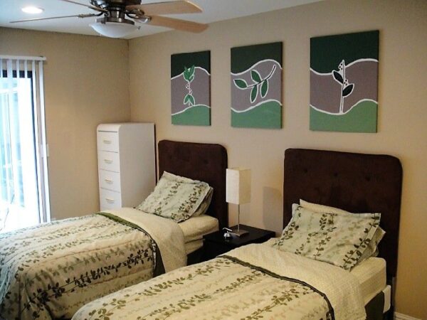 dels-haven-iii-shared-room.jpg