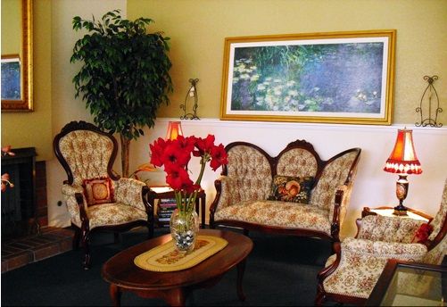 eleonors-place-3-3-parlor.jpg