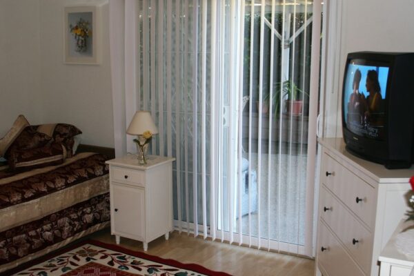 european-loving-care-i-5-private-room-2.jpg