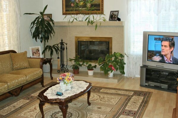 european-loving-care-i-living-room.jpg