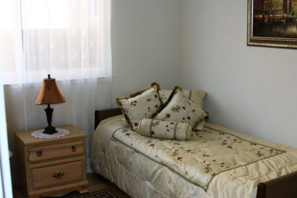 european-loving-care-i-private-room-3.jpg