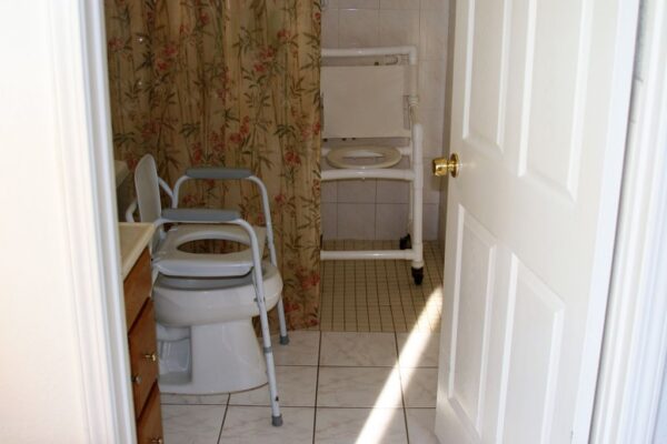 european-loving-care-ii-restroom.jpg
