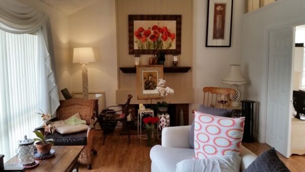 evergreen-adult-home-care-at-tustin-1-common-area.jpg