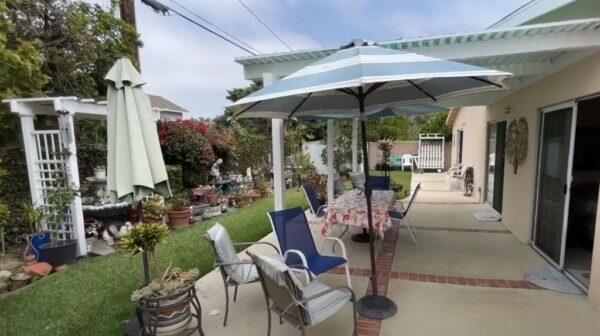 fountain-gardens-guest-home-backyard.jpg