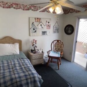 fountain-gardens-guest-home-private-room.jpg