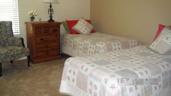 fountain-valley-care-home-inc-4-shared-room.jpg
