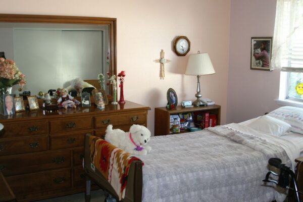 fountain-valley-senior-homes-ii-private-room-2.jpg