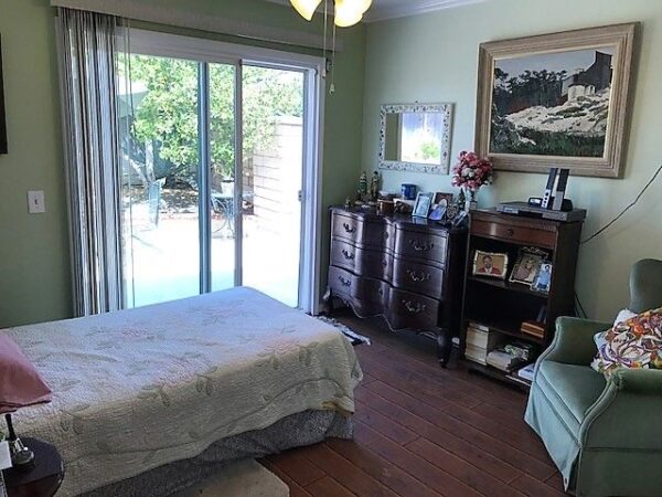 freedom-springs-manor-4-private-room-3.jpg