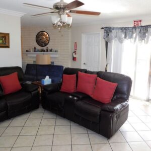 genesis-senior-living-ii-3-living-room.jpg