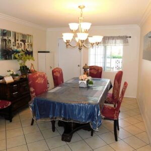 genesis-senior-living-ii-4-dining-room.jpg