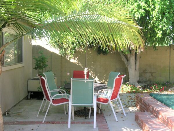 gentle-senior-care-4-backyard.jpg