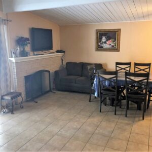 glenwood-care-3-dining-room.jpg
