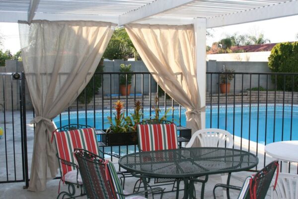 glorilynn-guest-home-6-pool.jpg