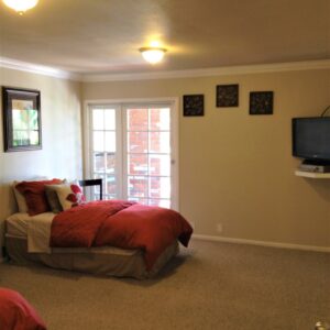 glorious-home-ii-5-shared-room.jpg