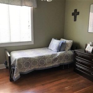 golden-age-senior-homes-2-5-private-room-2.jpg