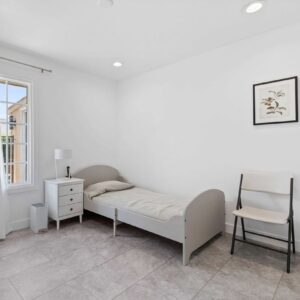 golden-life-manor-hills-9-private-room-3.jpg