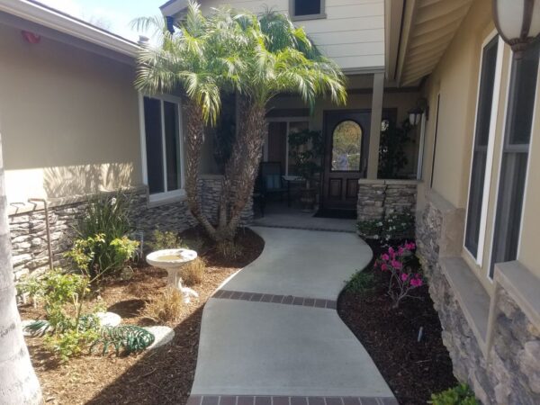 grand-view-villas-inc-front-walkway.jpg