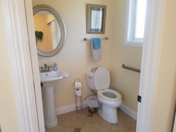 grand-view-villas-inc-restroom-2.jpg
