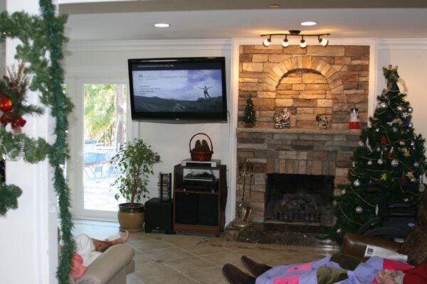 grannys-place-i-3-living-room.jpg