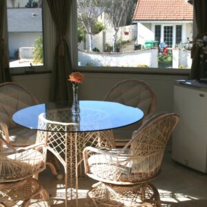 grannys-place-ii-4-sun-room-2.jpg