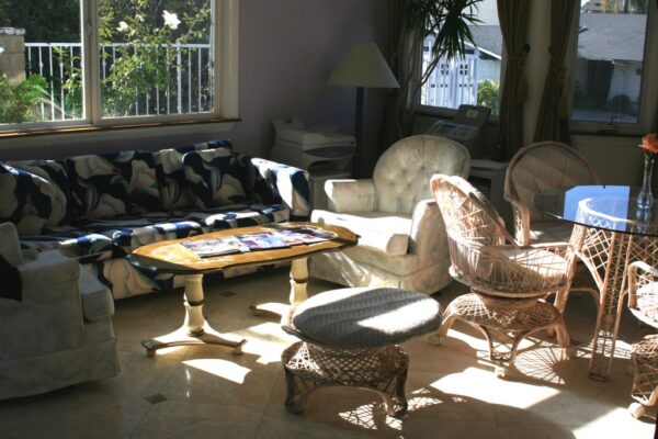 grannys-place-ii-sun-room.jpg