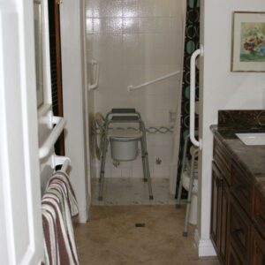 grannys-place-iii-restroom-2.jpg