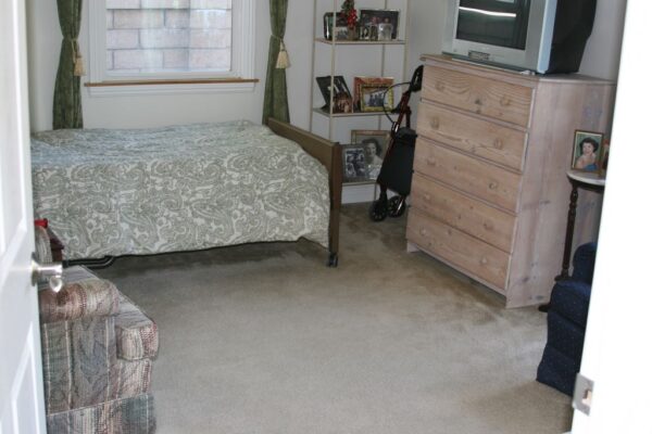 grannys-place-iv-5-private-room-2.jpg