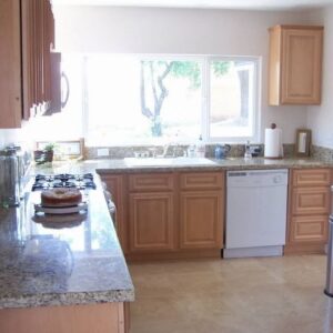 grannys-place-xi-4-kitchen.jpg