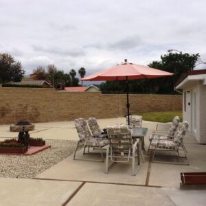 hampton-court-6-patio.jpg