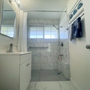 harmony-grove-assisted-living-bathroom.jpeg