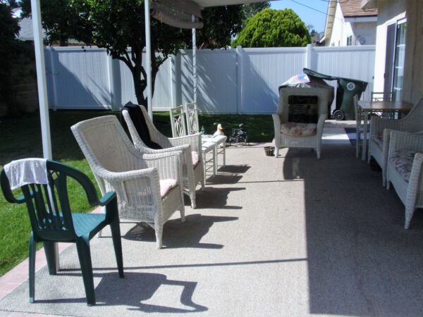 heart-to-heart-care-home-for-the-elderly-6-patio.jpg