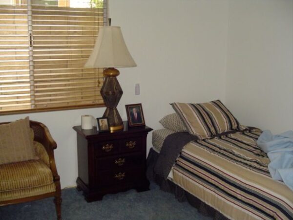 hendon-residence-4-private-room-5.jpg