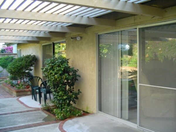 hendon-residence-6-back-patio.jpg