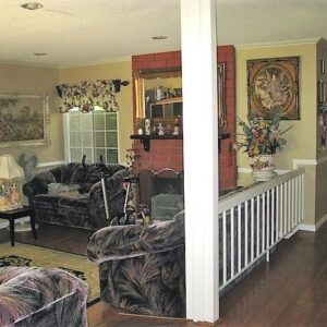 hillcrest-residential-care-ii-3-living-room.jpg